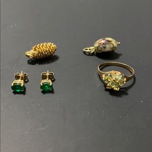 Jewelry (4 items) - including emerald earrings!